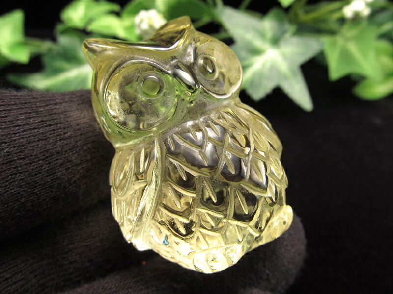 高品質【シトリン フクロウ彫り 止まり木（流木台座）付き】高さ40mm 重さ47g 富をもたらす商売繁盛の石 黄水晶 幸運を呼び込む鳥 縁起物ふくろう（不苦労）1点物【ブラジル産】 パワーストーン 天然石