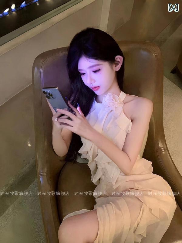 衣装 お召しもの レディース もの柔らかな立体花柄と木の葉の外辺部がその人の特徴ののど首生産ライン連衣裙。お上さんらしいフレンチ恋愛関係の御前上等感漂うが清楚で愛らしさ的な愛らしさを持っています。