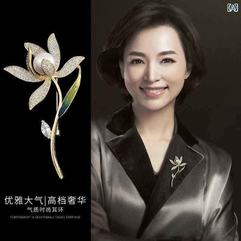 アクセサリー　パール　ジュエリー 董 青同 風 ブローチ 女性 センス 蘭 植物 花 言葉 スタイル エレガント パールブローチ