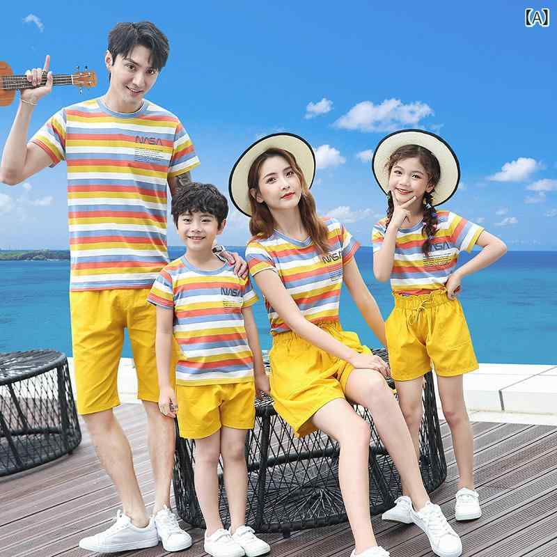カップル　ユニセックス　ウェア 2025夏の カップルの 服装 半袖 Tシャツ ビーチ パンツ カジュアルウェア メンズと レディースの スーツ 旅行 海辺での 休暇