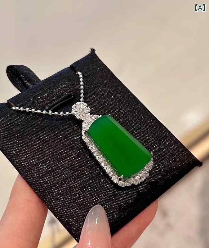 ペンダント ネックレス アクセサリー 色褪せにくい 925 シルバー アイス グリーン 翡翠 ペンダント ミャンマー 産 A級 象嵌入り 18 金 メッキ ネックレス 女性用