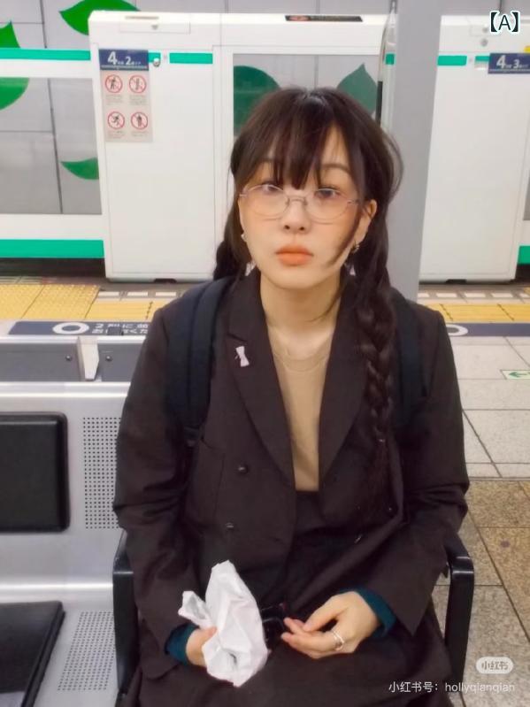 背広 メンズ 古典派音楽 洋弓引き分け 春 商行為 通い用 軽さ 伸ばすこと 原料品 黒いこと 薄墨色 米国海軍 フォーマル 上衣 ズボン下 仕掛ける 着こなし 飾り気の無い 今めかしい
