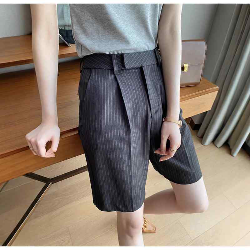 レディース ゆったり ストレート ショートパンツ 春夏 カジュアル 薄手 ハイウエスト ストライプ柄 リラックスフィット 膝上丈 軽量 普段使い｜サポートシェアグローバル