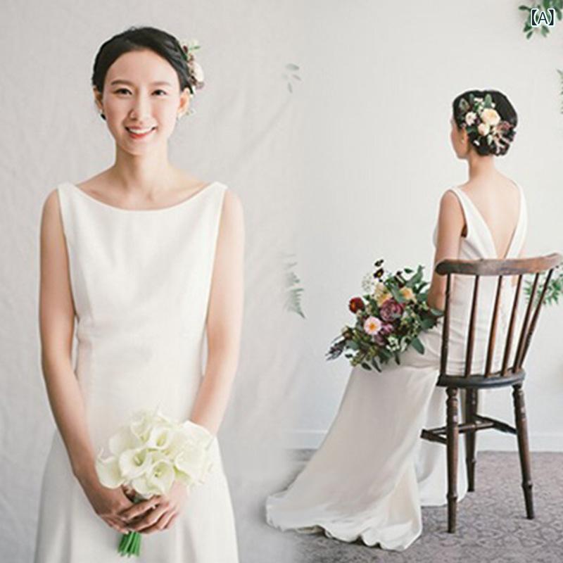 ウェディングドレス 花嫁用 サテン素材 シンプル ナチュラル トレーン付き 軽やか エレガント 結婚式 旅行撮影 外出ガウン フェミニン シルク調 ロングテール フォーマル
