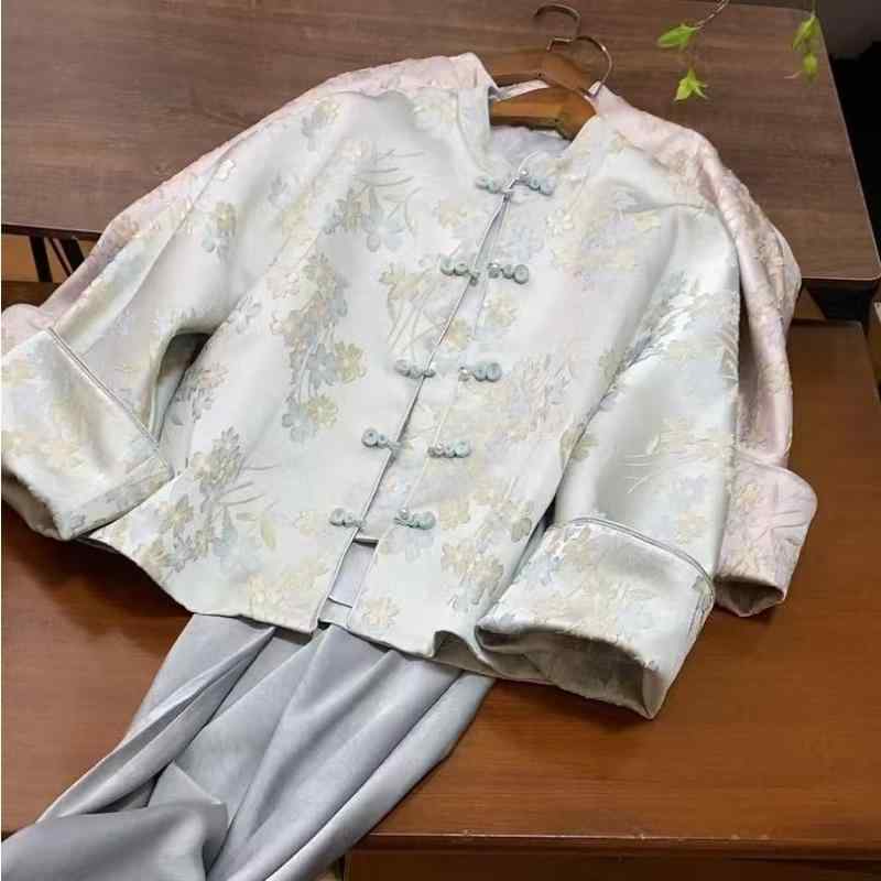 レディース 春秋 中国 ゆったり ジャケット 新中式 上品 百搭 宋錦 織り柄 トップス コート スタイル 軽量 綿混 素材 シルエット デザイン カジュアル 普段使い 通勤 コーデ アイテム