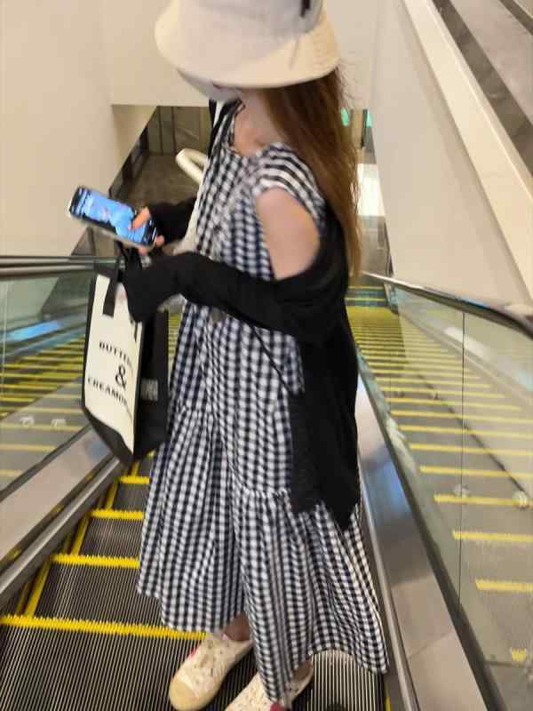 レディース ニット カーディガン ゆったり 落肩 薄手 ロング丈 ボタンなし 再生繊維 ソフトタッチ 軽量 通気性 吸湿速乾 伸縮性 カジュアル レイヤード 普段使い 多色バリエーション