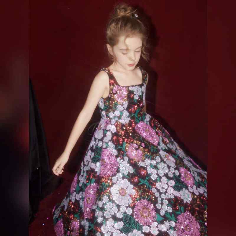 ワンピース キッズ 子供服 女の子 ドレス チュール スカート 発表会 衣装 パーティー 演奏会 お姫様 お遊戯会 お呼ばれ ガールズ ノースリーブ スパンコール キラキラ 高級感 切り替え フレア Aライン ふんわり かわいい エレガント 華やか おし｜サポートシェアグローバル