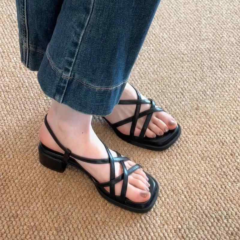 サンダル 女性用 レトロ クロスストラップ 細ストラップ ソフトソール 厚底ヒール ローマンスタイル スクエアトゥ オープントゥ ステップオン 夏用 快適 軽量 通気性 普段使い