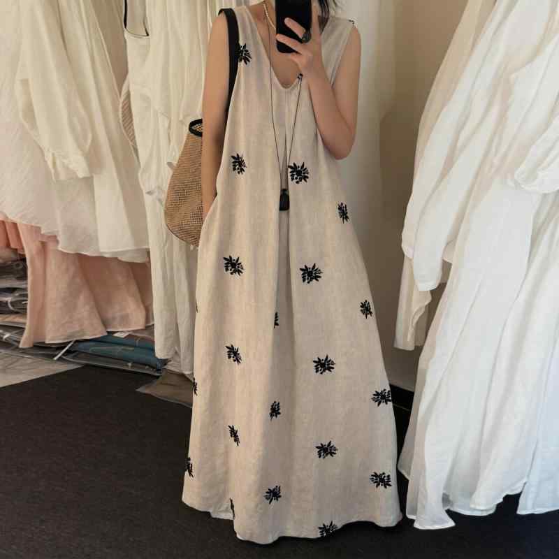 ワンピース レディース ゆったり 体型カバー 大きいサイズ フレンチスタイル ノースリーブ ロング丈 膝下丈 マキシ丈 オールドマネー風 クラシック エレガント きれいめ 上品 着痩せ 細見え 垢抜け 涼しい 快適 通気性 ノースリーブワンピース ロング|サポートシェアグローバル