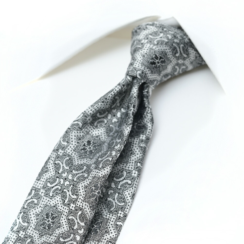 美品　ドルチェアンドガッパーナ　ネクタイ　グレー　ペイズリー　ナロータイ DOLCE&GABBANA - ドルチェ&ガッバーナ ペイズリー柄 ネクタイ