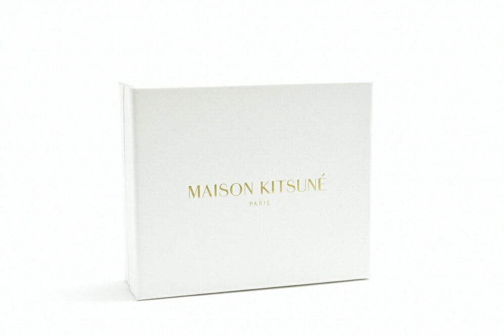 Maison Kitsune メゾンキツネ 送料無料 カードケース 送料無料 プレゼント レザー メンズ 関東 レディース トリコロールフォックス エンボス ブラック 黒 パリ ブランド ビジネス プレゼント 男女兼用 あす楽対応 関東 格安販売中返品okの