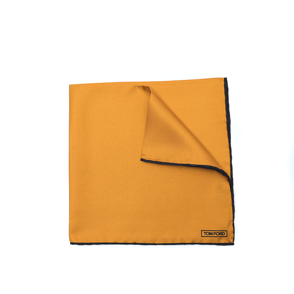 【SUMMER SALE】【P20倍】 トムフォード TOM FORD ポケットチーフ メンズ シルク 100% 無地 オレンジ イタリア ブランド MADE IN ITALY フォーマル パーティー 結婚式 ギフト プレゼント ｜ガルダローバミラノ