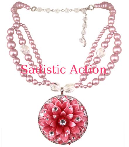 【即納】TARINA TARANTINO VINTAGE RESIN FLOWER PENDANT NECKLACE RE 【TARINA TARANTINO】【TAR-NC-N04S10-RE】|Sadistic Action