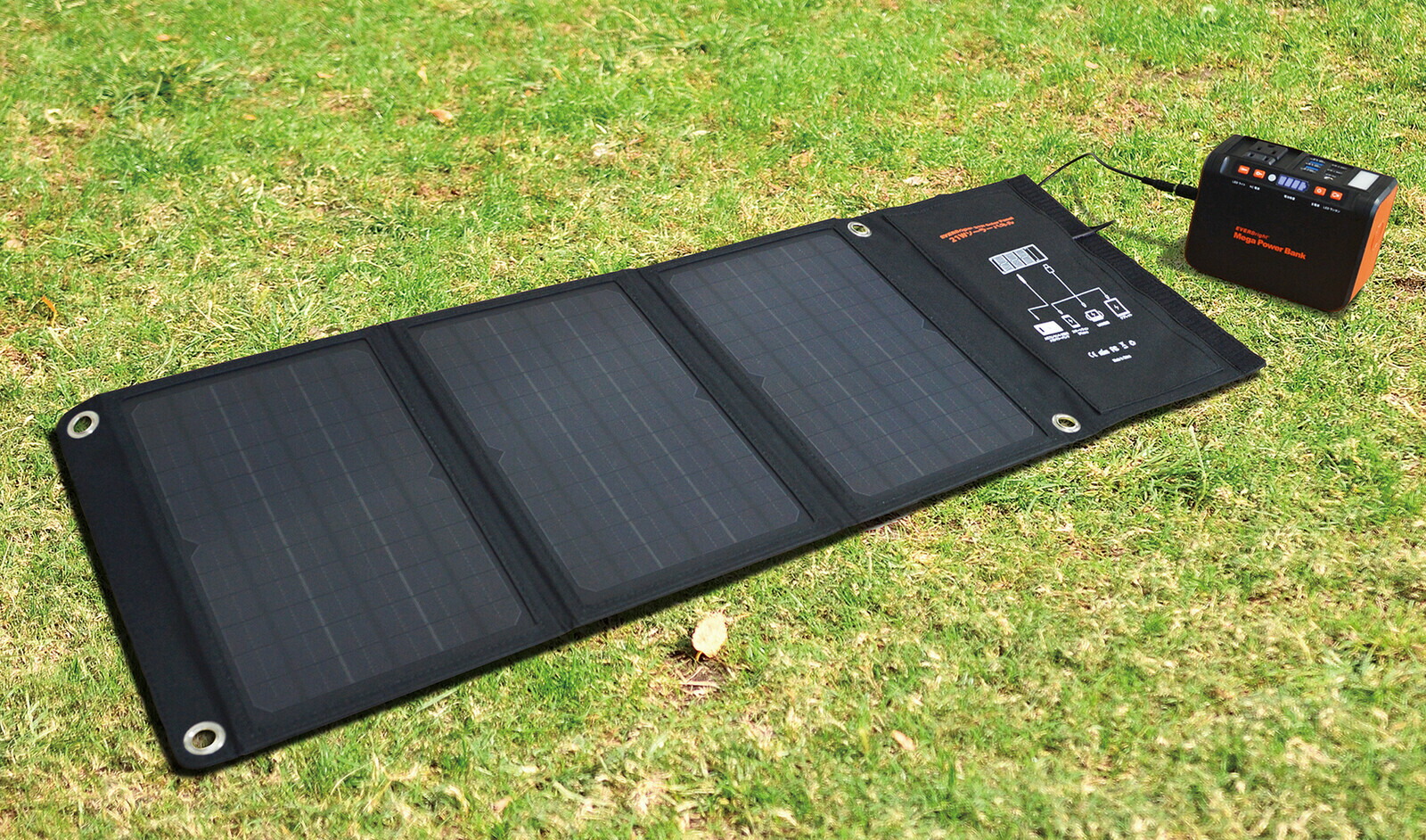 大電気容量24,000mAh 大電気容量大ワット数 ソーラー申し受ける器 メガパワーバンク お日さま蓄電池 防災グッズ ソーラーチャージャー ソーラー 蓄電池 写真機 申し受ける器 2.5w 申し受ける器 全機種相応う 山登り 海 山 川 外国で旅する 御休み ビーチ たまり場 スマホ 申し受ける器
