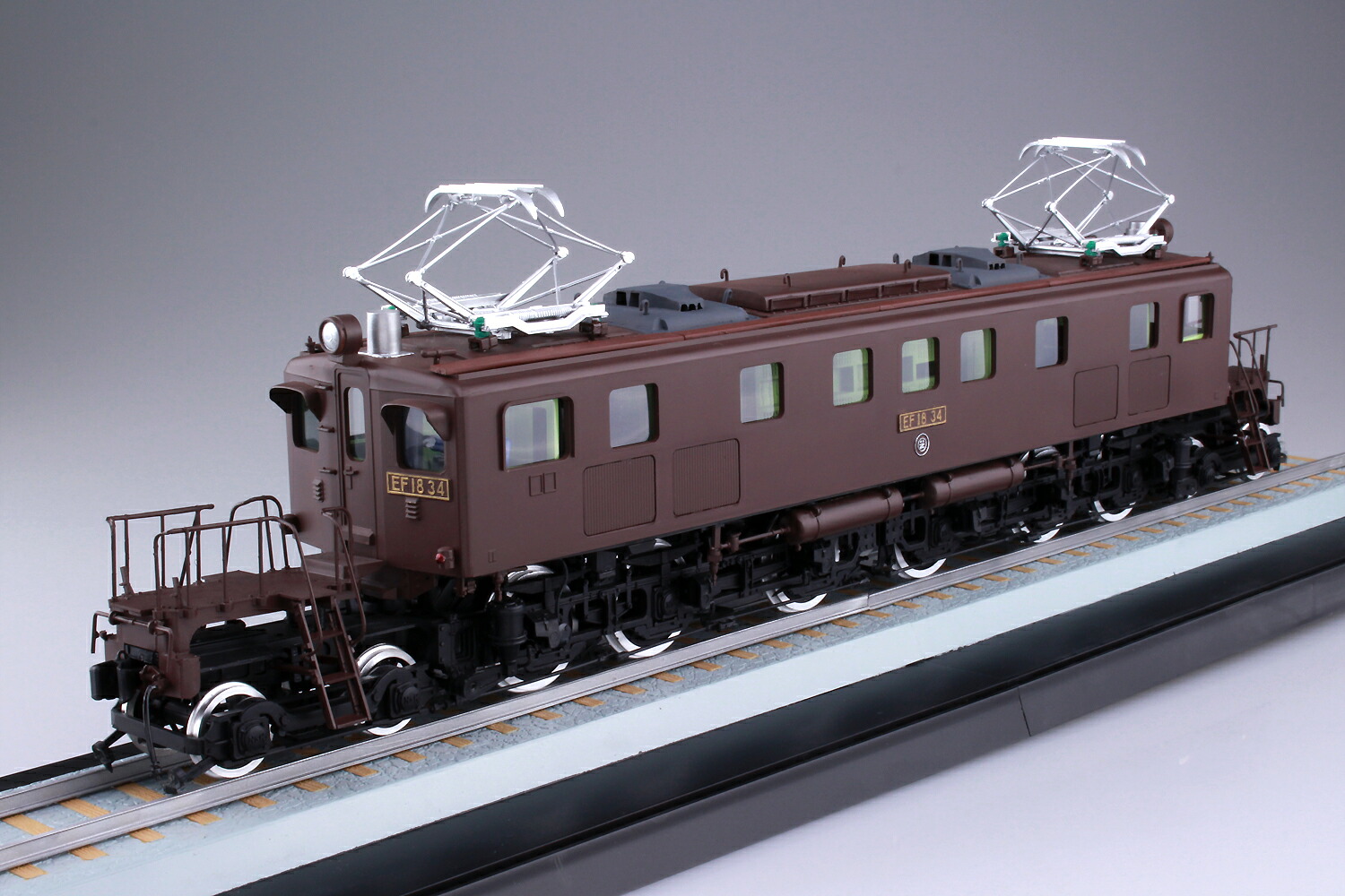 AOSHIMA 1/50 Scale 電気機関車 EF18 アルミ車輪付 プラモデル