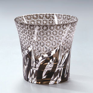 楽天市場】カメイガラス「薩摩切子」藍被硝子 菱宝切子皿（桐箱入り