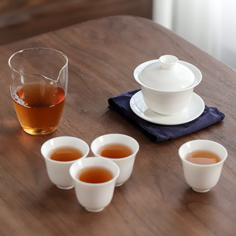 ティーセット 急須 茶器仕掛ける 湯呑み仕掛ける 瀬戸もの ティーポットティーカップ 持ちはこび茶器仕掛ける 納める御徒面子付き添い人 お出かけ用 旅するティーセットーカップシンプルな和風 お茶道具 和風急須 今めかしい 執務室 会社組織 書室 お店用  RaogtCYU