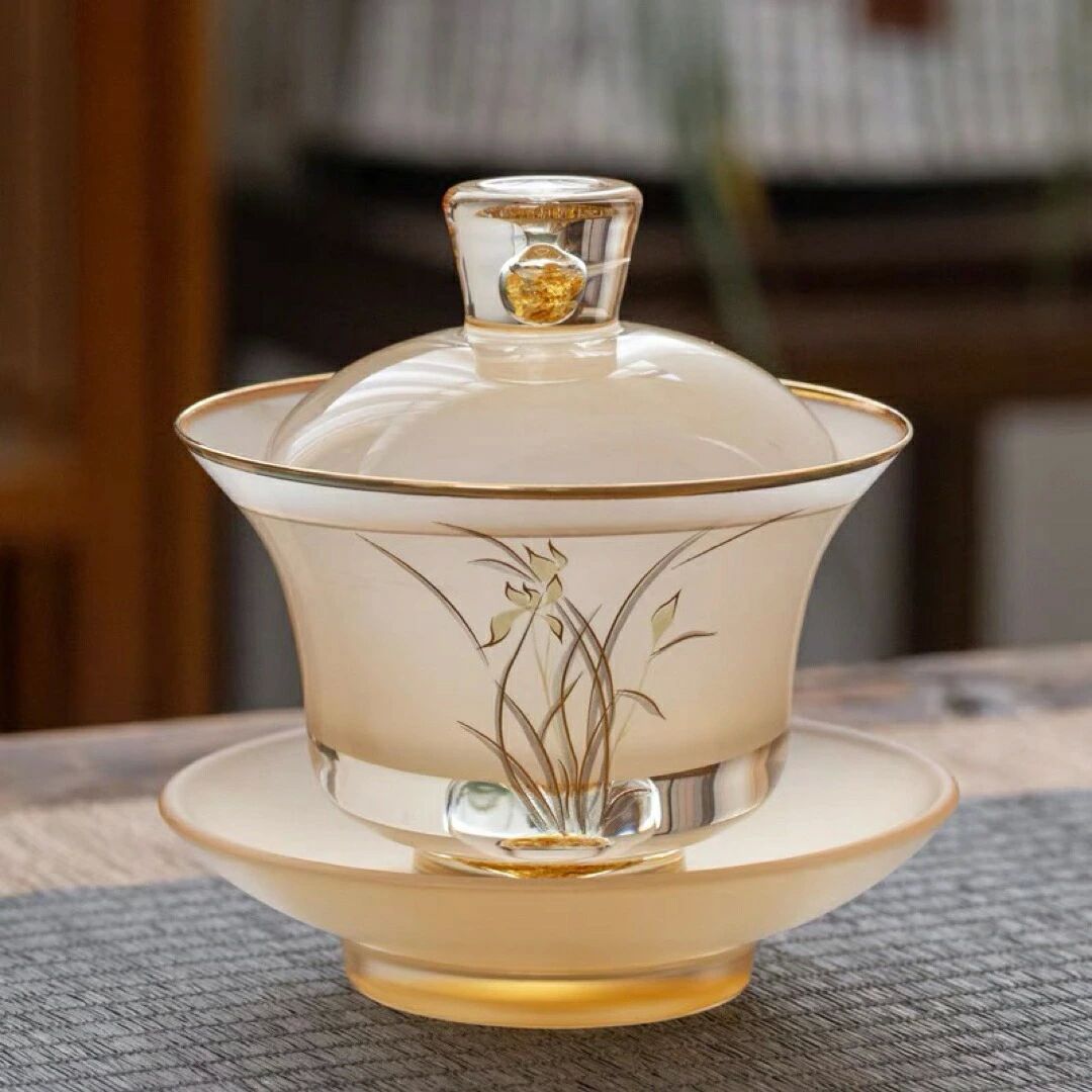 御前上等 蓋碗 茶杯仕掛ける 金箔入れ 花柄 今めかしい 耐熱硝子製の中国茶器 1客