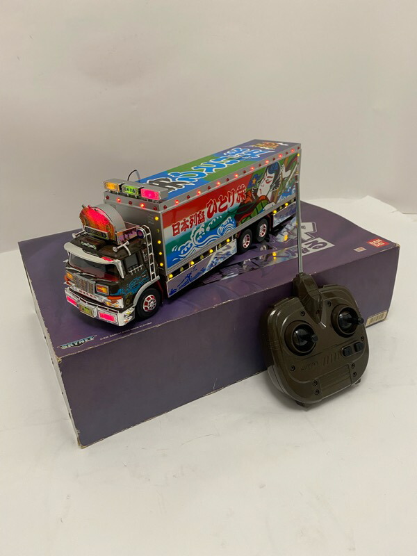 スカイネット 1/32 トラック野郎　男一匹桃次郎　ラジコン スカイネット 1/32 トラック野郎 男一匹桃次郎 ラジコン