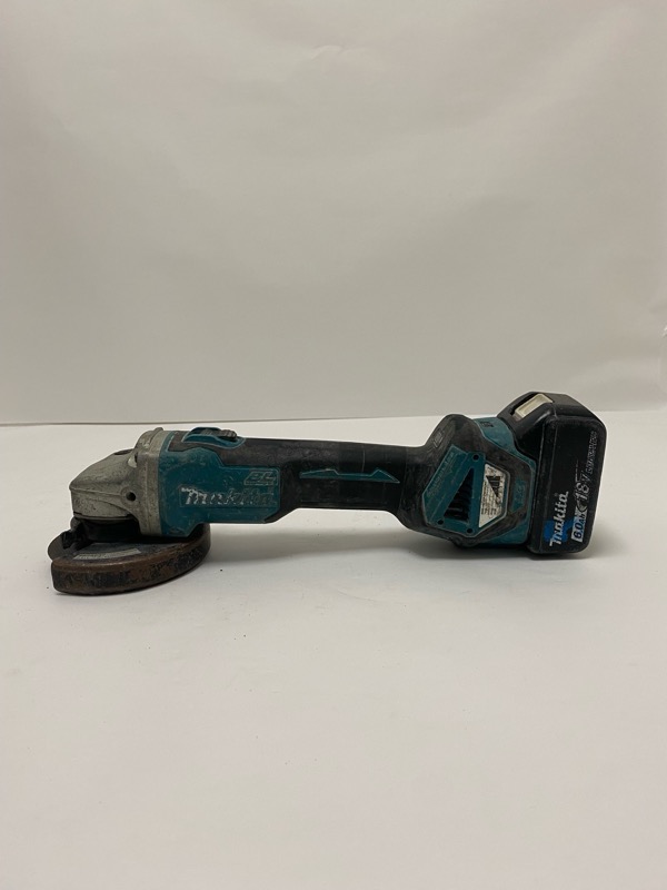 マキタ makita 100粍申し受ける式ディスクグラインダ GA412DZ 中古BC価値づける 手持ち部分皆無  １８V ６．０Ah 蓄電池一個付き添い人 【中古】 蓄電池にて動くこと突きとめる済み 中古品の為取り切れない傷汚れた状態があります