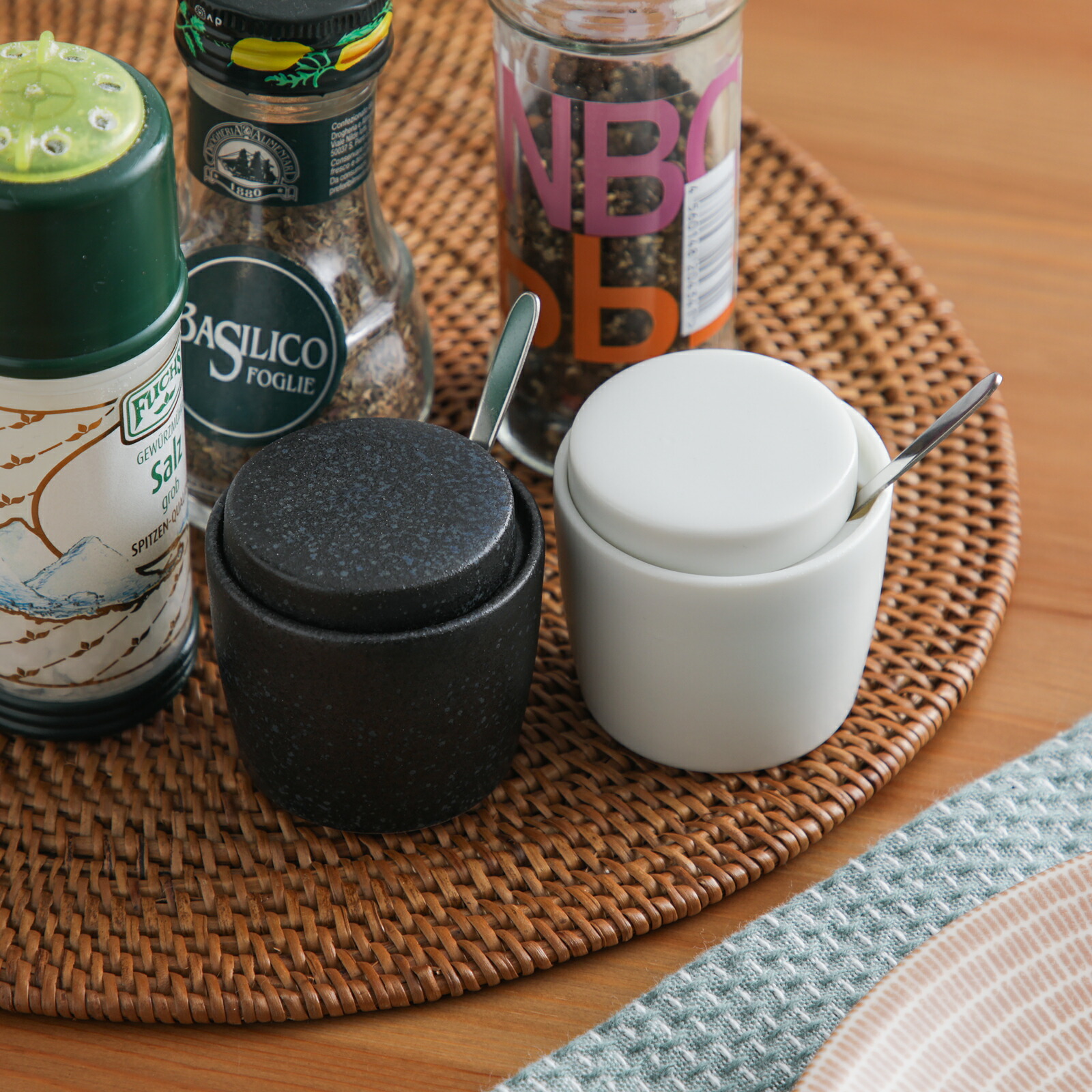 楽天市場】丸型コンテナS スプーン付き 薬味入れ BKK-04ZEROJAPAN ゼロ