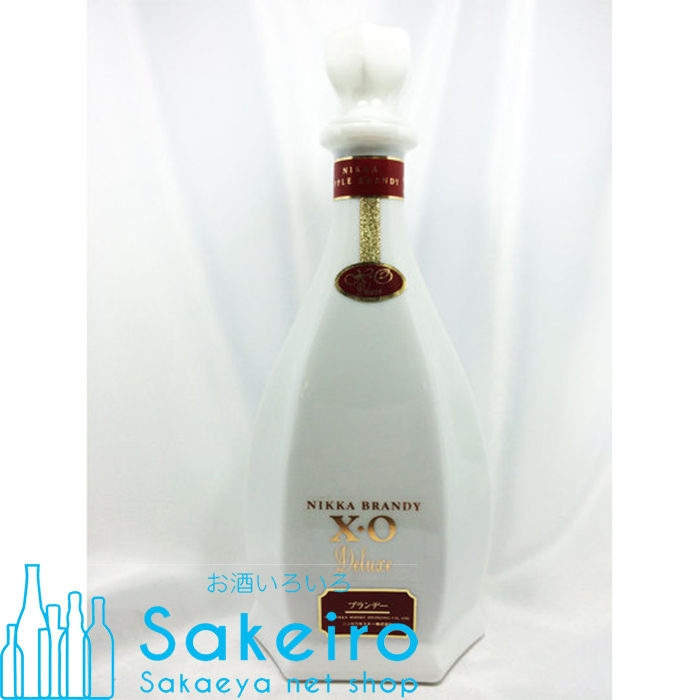 楽天市場 ニッカブランデー Xo デラックス 白 40 660ml Sakeiro Net Shop 栄家本店