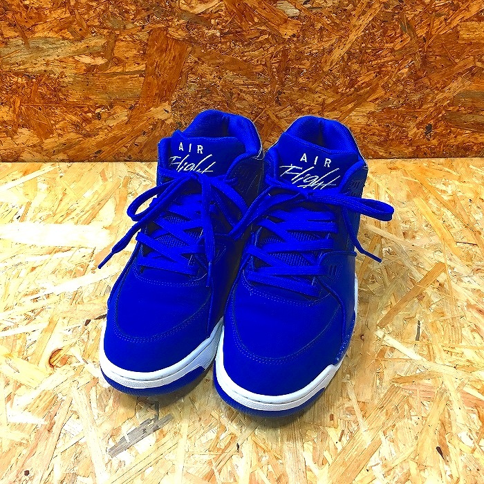 nike royal blue sneakers