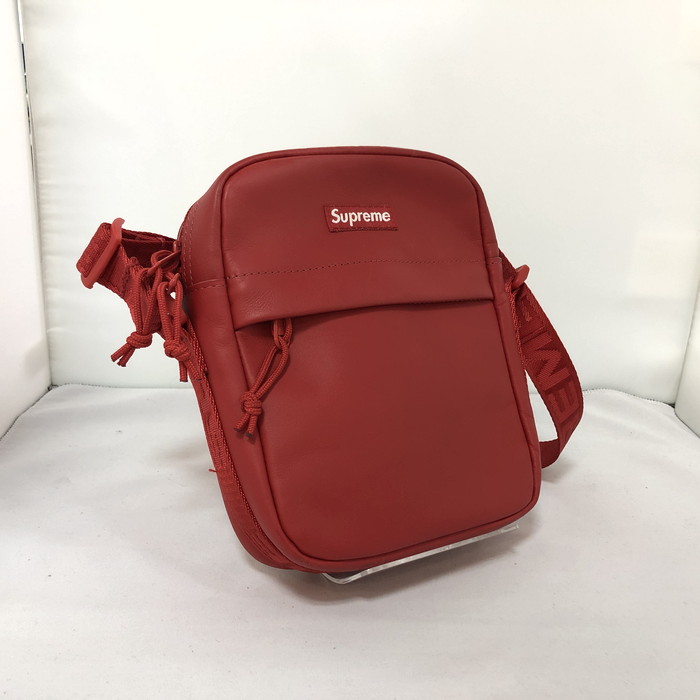 SUPREME FW23 レザー ショルダーバッグ レッド [jgg]【中古】