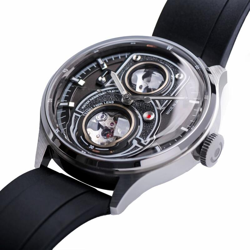 【2025年4月18日発売】【TACS】国内正規品TACS(タックス)　機械式 オートマティック ツインレンズ シースルーバック ラバーベルト 42mm 【TS2501B】AE｜金沢　時計職人の店　さかもと