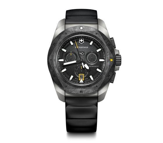 国内正規VICTORINOX【ビクトリノックス【INOX　Chrono】【イノックス クロノ】【チタンケース】カーボンベゼル　戦車が踏んでも壊れない腕時計【242011】