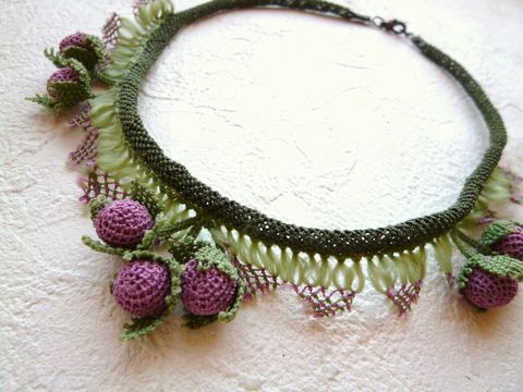 【可愛くナチュラル】トルコ伝統手芸“オヤ”刺繍のオレンジ・モチーフネックレス：パープル【RCP】