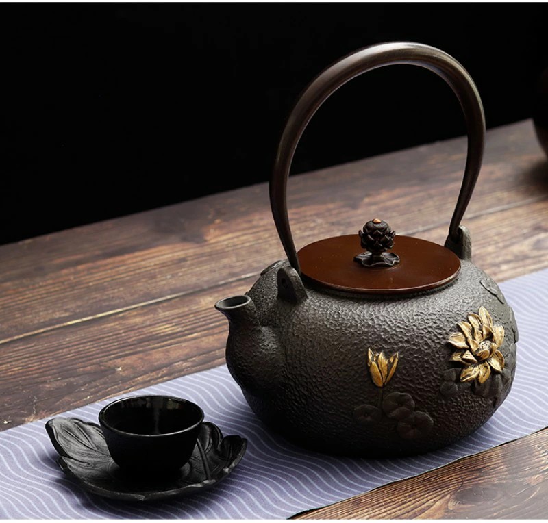 鉄瓶★新品★大容量 提梁壺 銅取っ手銅カバー鋳鉄製の壺 手作り コーティングなし お茶の道具