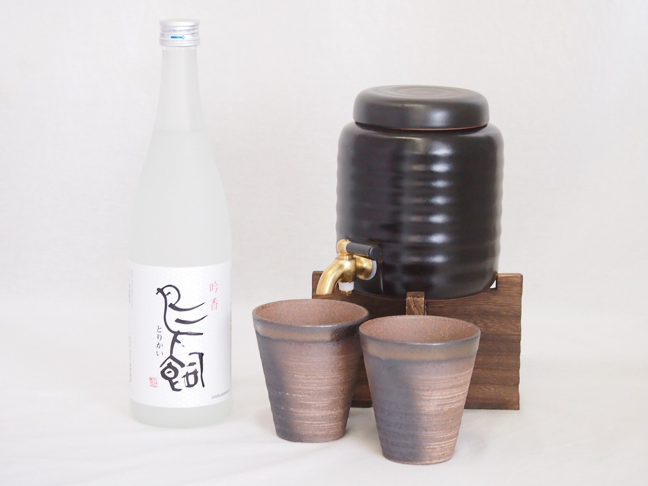本格焼酎サーバー1000cc(18cm×24cm 1kg)三重県萬古焼き備前金彩ペアカップ(200ml×2個)鳥飼酒造 本格米焼酎 吟香鳥飼 (熊本県) 720ml×1本