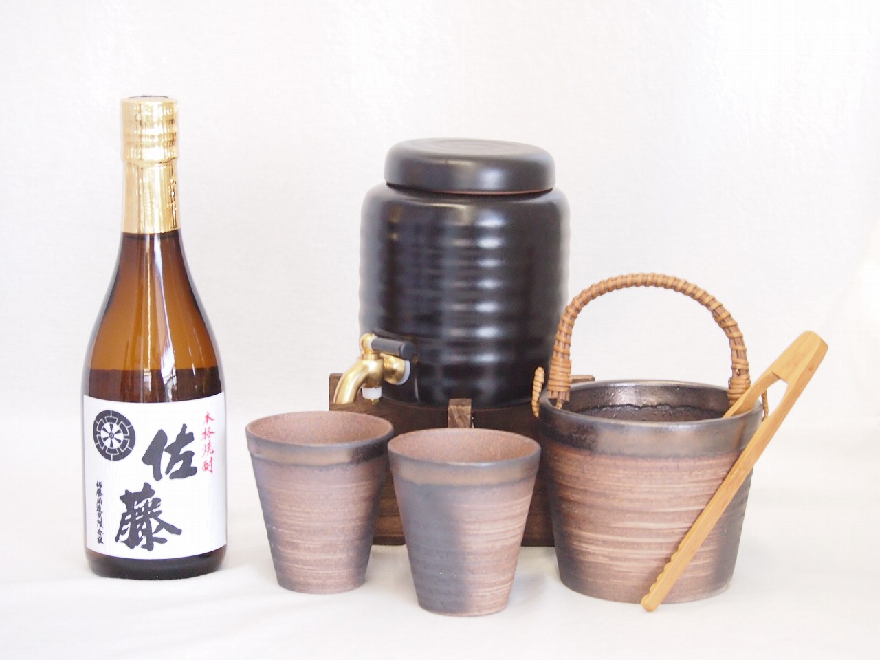 本格焼酎サーバー1000cc(18cm×24cm 1kg)萬古焼ペアカップ氷入れ竹トングセット佐藤酒造 本格芋焼酎 白麹仕込み佐藤白 (鹿児島県) 720ml×1本