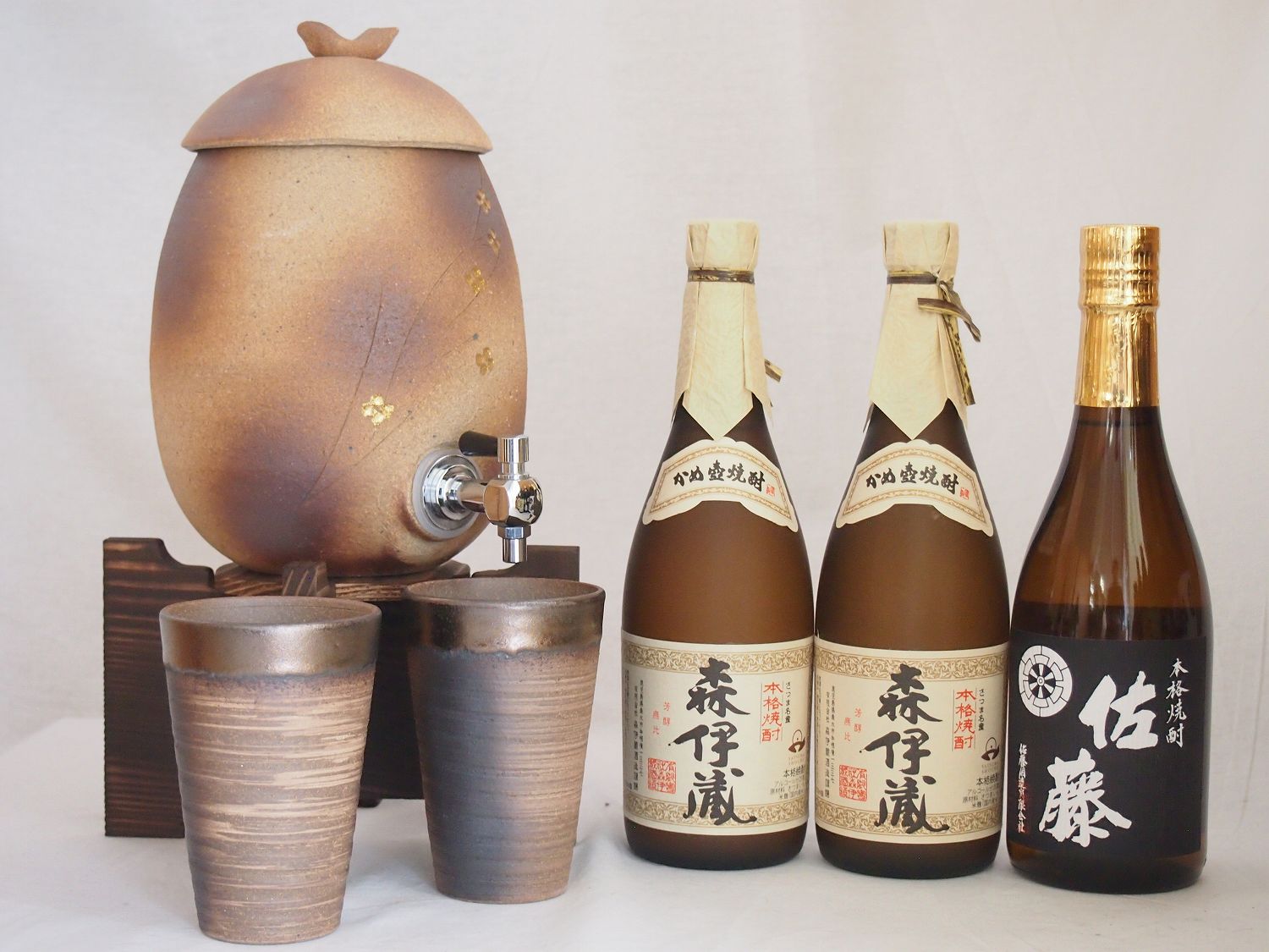 【最大2000円オフクーポン17日1:59迄】信楽焼・明山窯　焼酎サーバー　火色金小紋　2200ｃｃ(滋賀県)+萬古焼・備前金彩焼酎ペアカップ(三重県)+芋焼酎 佐藤黒 森伊蔵2本 720ml
