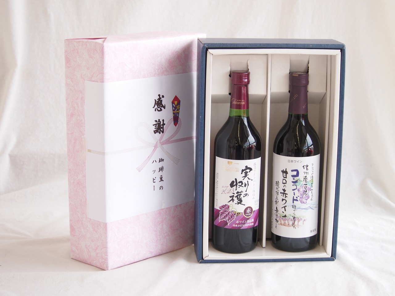 感謝の贈り物ボックス 山梨県産100%やや甘口赤ワインと国産ワインセット(酸化防止剤無添加 信州コンコード赤ワイン 甘口(長野県)720mlシャンモリ実りの収穫甘口赤ワイン10度 720ml