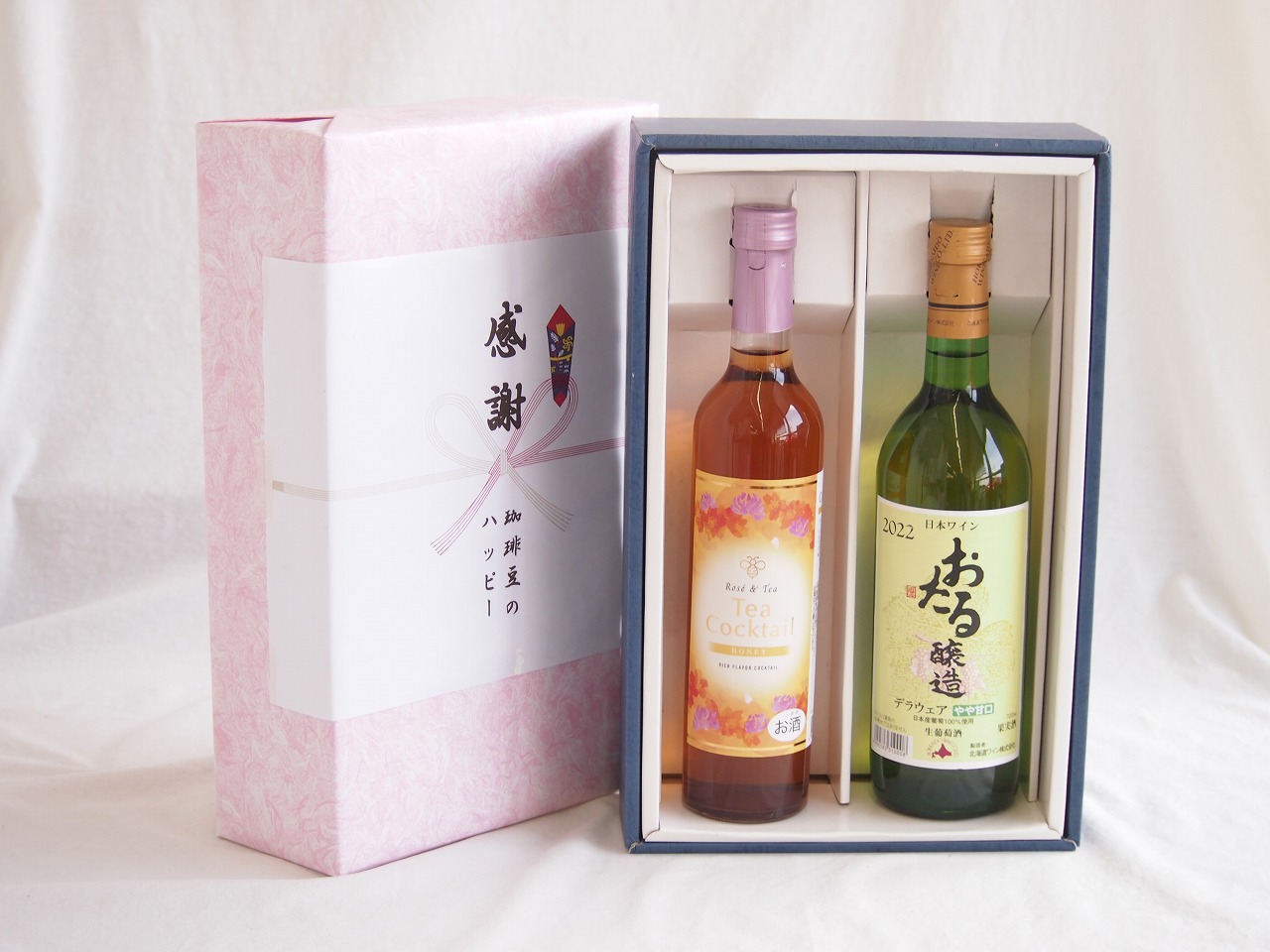 感謝の贈り物ボックス 紅茶カクテルと国産ワインセット(おたる醸造 デラウエア 白ワイン やや甘口(北海道)720mlティーカクテル ハニー7% 500ml