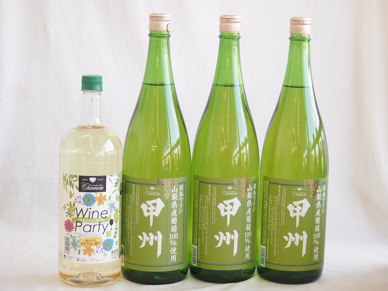 大容量ボトル4本セット(ワインパーティー 白ワイン やや辛口 山梨県産葡萄100％ 甲州白ワイン やや辛口) 1500ml×1本 1800ml×3本
