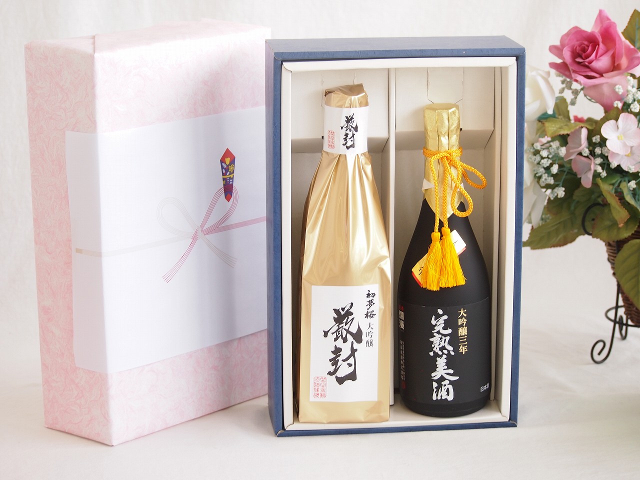 贅沢な日本酒感謝ボックス2本セット(金鯱初夢桜 厳封大吟醸(愛知) 秋田銘醸大吟醸三年完熟美酒(秋田)) 720ml&times;2本｜贈り物本舗じざけや