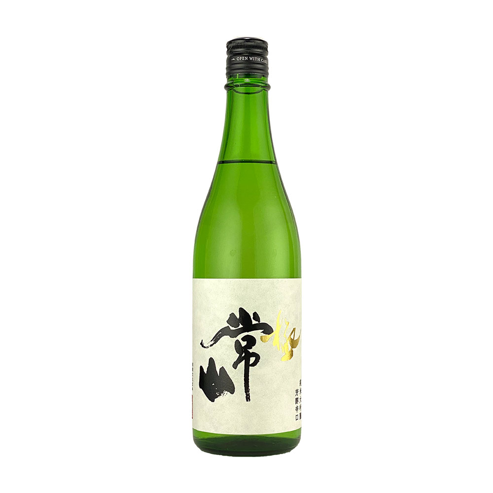 楽天市場】常山 吉祥黒松 純米大吟醸 720ml 化粧箱入り じょう