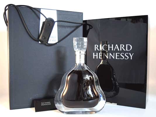 楽天市場】箱傷あり ヘネシー リシャール 700ml 40℃ ブランデーバカラ
