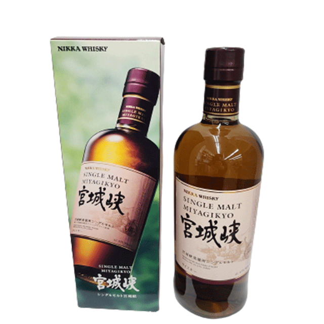 白州　サントリー　シングルモルトウイスキー　700ml はくしゅう サントリーシングルモルトウイスキー 白州 700ml瓶 商品情報