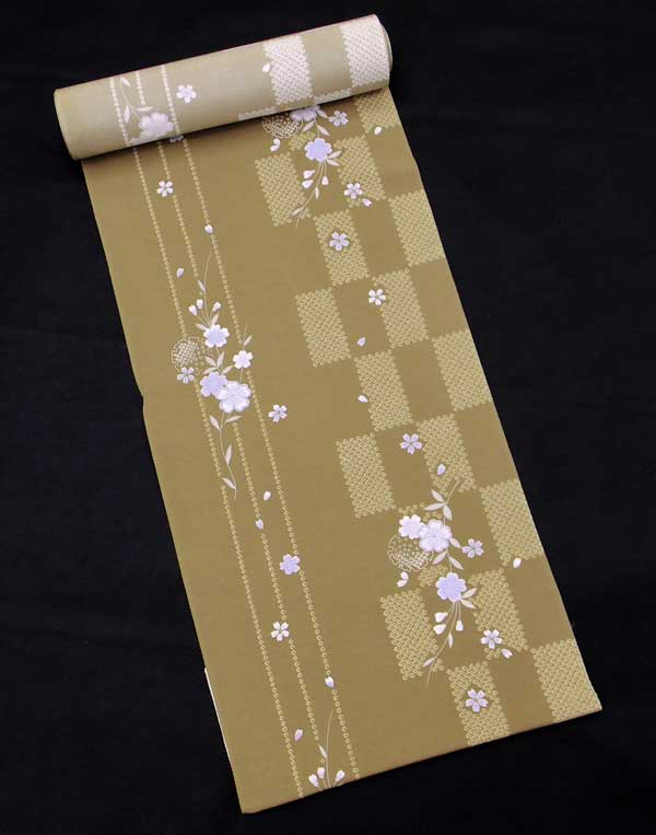 【特別企画商品】おしゃれ 正絹 小紋 反物【カーキー色】正絹高級小紋を特別価格でご奉仕!!反物だから 別誂え でお仕立て出来ます。|さくら小町 店