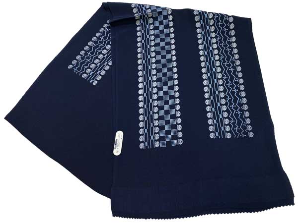 ちりめん正絹帯揚　激安処分品 メーカー処分品　激安セール商品♪ ご使用には全く問題ございません 【　正絹帯揚　濃藍色　】