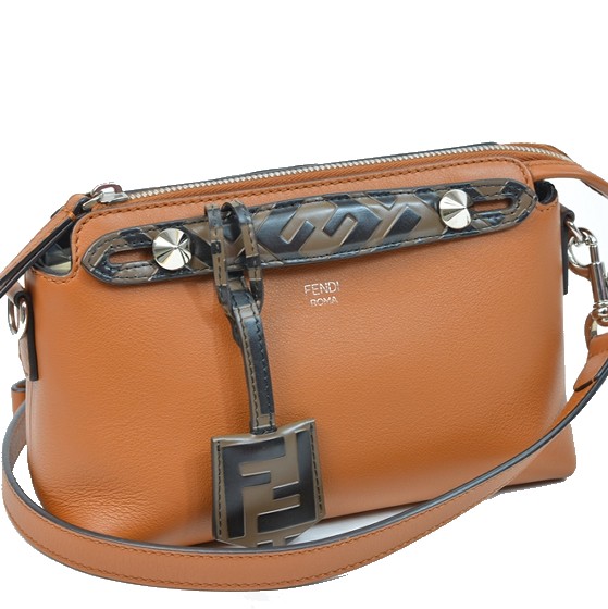 【新品同様】定価約24万円　FENDIフェンディ バイザウェイミニ 2way 楽天市場】フェンディ Fendi バイザウェイミニ 2way マルチ