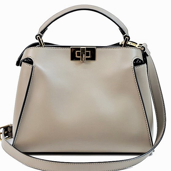 楽天市場】【中古】 フェンディFENDI ピーカブーエッセン