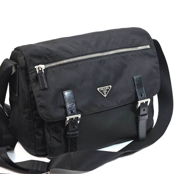 PRADA メッセンジャーバッグ 楽天市場】【美品】 PRADA SPORTS （プラダスポーツ） ﾌﾟﾗﾀﾞ
