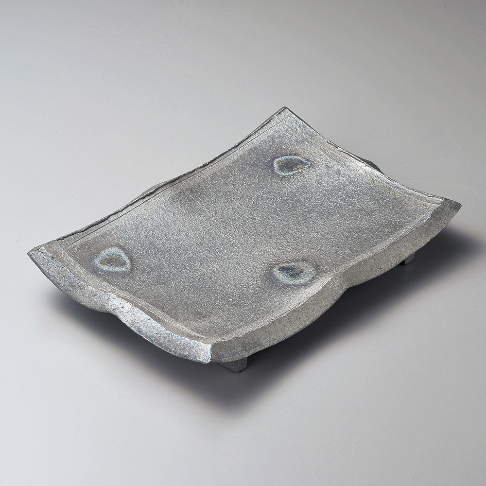 信楽焼 黒窯変 貝紋 39cm まな板皿 39ｘ26.5ｘ5.5cm　 足付 高台 盛込皿　 刺し盛 前菜盛り合わせ 日本製の逸品