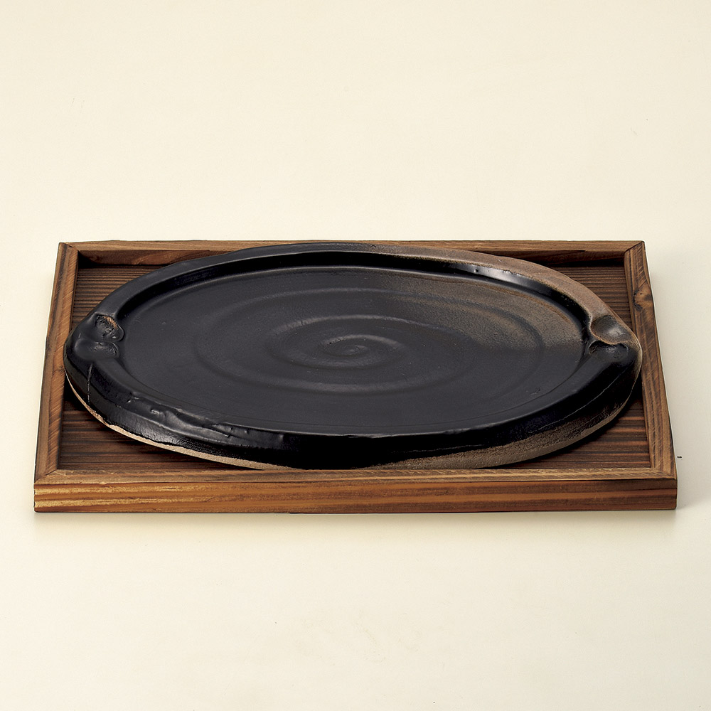 万古焼 黒釉 楕円ステーキ陶板 敷台つき 陶板29x20x2.7cm 板30x23x1.7cm 調理後アツアツをそのままテーブルへ 卓上でおしゃれに陶板焼き料理