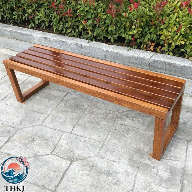 【全品5%ポイント】ガーデンベンチ 屋外用ベンチ 公園のベンチ 園芸用ベンチ 庭のベンチ 屋外用ベンチチェア 屋外ベンチ 背もたれなし 耐荷重約 400kg 耐日光性 雨に強い 防腐木材 中庭 ベランダ 庭 公園などに適 茶 120×40×45cm|SAKURA Factory